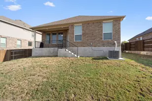 308 Barton Run Dr, Georgetown, TX 78628 - Photo 19
