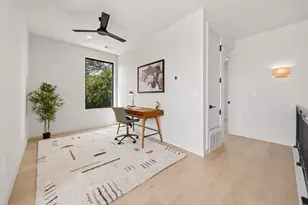 1403 Barton Hills Dr, Austin, TX 78704 - Photo 11