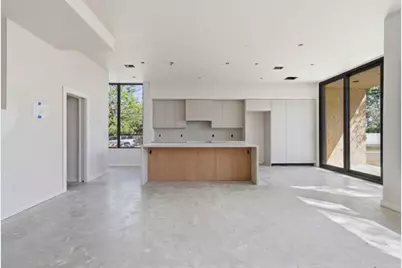 1403 Barton Hills Dr #3, Austin, TX 78704 - Photo 15