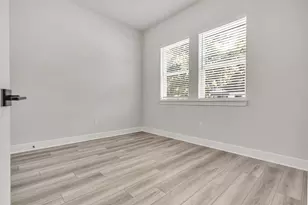 1808 Holly St, Austin, TX 78702 - Photo 7