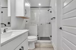 1808 Holly St, Austin, TX 78702 - Photo 9