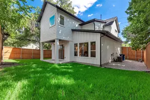1808 Holly St, Austin, TX 78702 - Photo 35