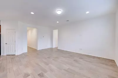 307 Simmental Loop, Hutto, TX 78634 - Photo 5