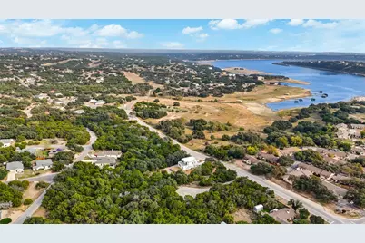 21002 Highland Lake Drive, Lago Vista, TX 78645 - Photo 9