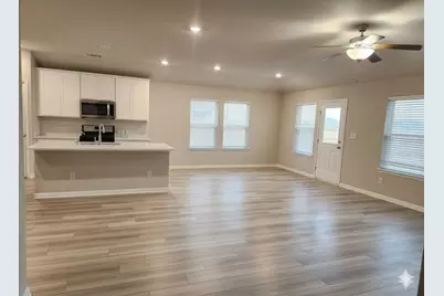 104 Bankside Drive, Hutto, TX 78634 - Photo 9