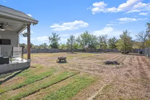 125 Naalehu Ct, Bastrop, TX 78602 - Photo 23