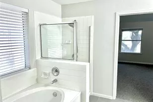 6400 La Carman Ln, Austin, TX 78749 - Photo 15