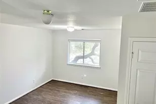 6400 La Carman Ln, Austin, TX 78749 - Photo 17