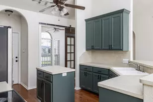 2209 Lark Ln, Taylor, TX 76574 - Photo 13