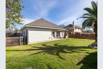 2209 Lark Lane, Taylor, TX 76574 - Photo 5