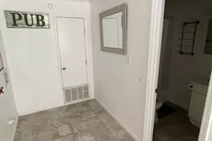 208 Medina St, Austin, TX 78702 - Photo 9