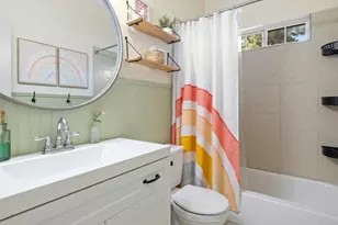 8022 Flintlock Cir, Lago Vista, TX 78645 - Photo 15