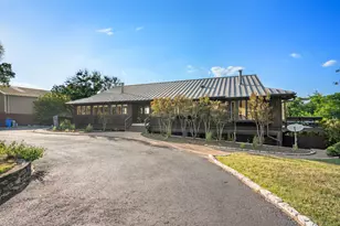 21106 Lakeshore Dr, Lago Vista, TX 78645 - Photo 5