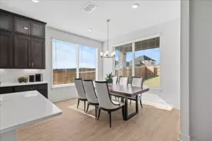 530 Diamondleaf Dr, Buda, TX 78610 - Photo 11