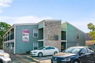 301 W 38th St, Austin, TX 78705 - Photo 5