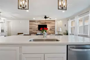 103 Wagon Spoke Cove, Liberty Hill, TX 78642 - Photo 11