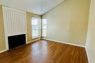 1000 W 26th St, Austin, TX 78705 - Photo 9