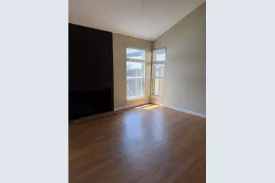 1000 W 26th Street #212, Austin, TX 78705 - Photo 5
