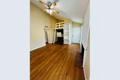 1000 W 26th Street #212, Austin, TX 78705 - Photo 7