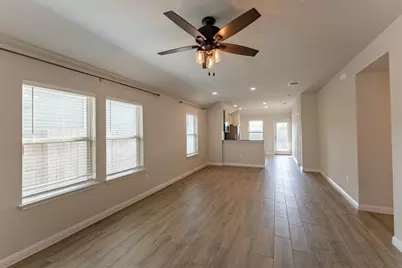 8209 McKamy Drive, Austin, TX 78744 - Photo 9