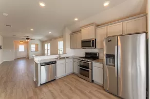 8209 McKamy Dr, Austin, TX 78744 - Photo 21
