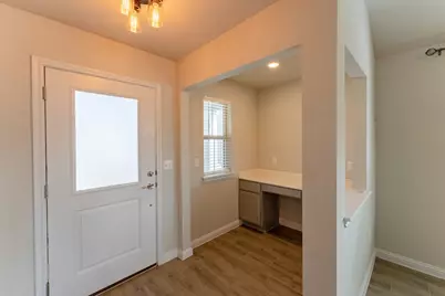 8209 McKamy Drive, Austin, TX 78744 - Photo 7