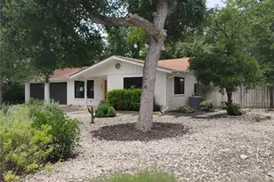 103 Laurel Ridge, San Marcos, TX 78666 - Photo 3