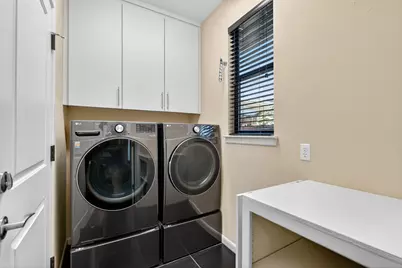 1811 Bluebonnet Lane, Austin, TX 78704 - Photo 19