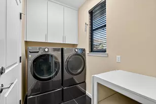 1811 Bluebonnet Ln, Austin, TX 78704 - Photo 19