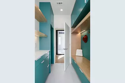 2112 Lawnmont Avenue, Austin, TX 78756 - Photo 13