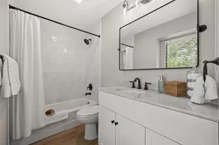 6203 Danwood Dr, Austin, TX 78759 - Photo 19