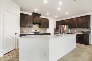 18917 Rushmore St, Manor, TX 78653 - Photo 5
