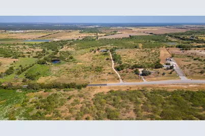 200 County Road 305 Road, Jarrell, TX 76537 - Photo 7