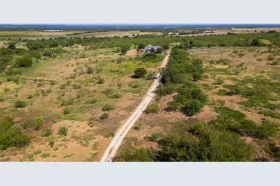 200 County Road 305 Road, Jarrell, TX 76537 - Photo 11