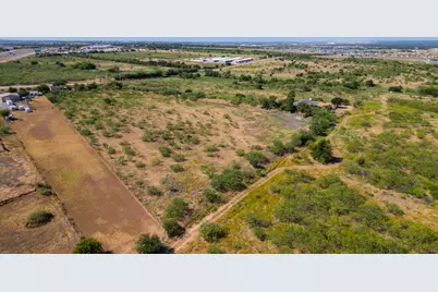 200 County Road 305 Road, Jarrell, TX 76537 - Photo 25