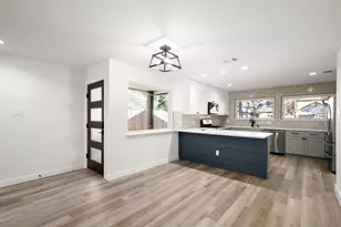 9717 Anderson Village Dr, Austin, TX 78729 - Photo 7