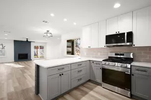 9717 Anderson Village Dr, Austin, TX 78729 - Photo 11