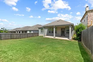 7805 Peccary Dr, Austin, TX 78744 - Photo 23