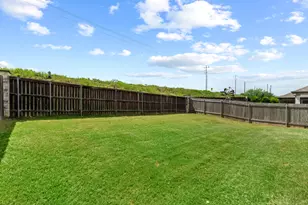 7805 Peccary Dr, Austin, TX 78744 - Photo 21