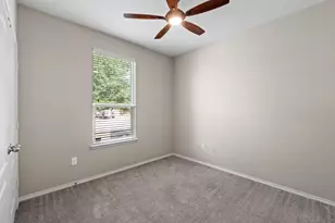 7805 Peccary Dr, Austin, TX 78744 - Photo 15