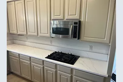 300 San Gabriel Village Boulevard #612, Georgetown, TX 78626 - Photo 3