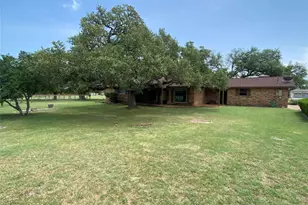 140 Oak Ridge Rd, Georgetown, TX 78628 - Photo 11