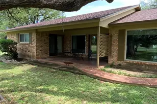 140 Oak Ridge Rd, Georgetown, TX 78628 - Photo 9