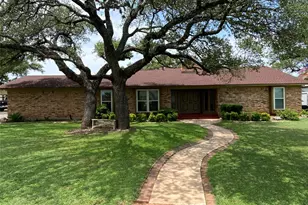 140 Oak Ridge Rd, Georgetown, TX 78628 - Photo 5