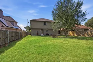 2106 Stonehaven, San Marcos, TX 78666 - Photo 31