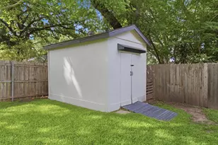 9202 Hunters Trace, Austin, TX 78758 - Photo 27