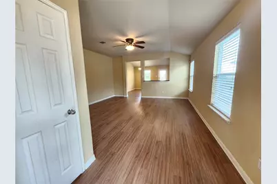107 Lavaca Loop, Hutto, TX 78634 - Photo 3
