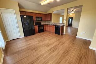107 Lavaca Loop, Hutto, TX 78634 - Photo 5