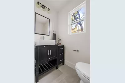 3202 Overcup Oak Drive, Austin, TX 78704 - Photo 19