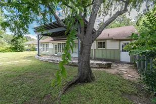 1202 Norwood Rd, Austin, TX 78722 - Photo 35